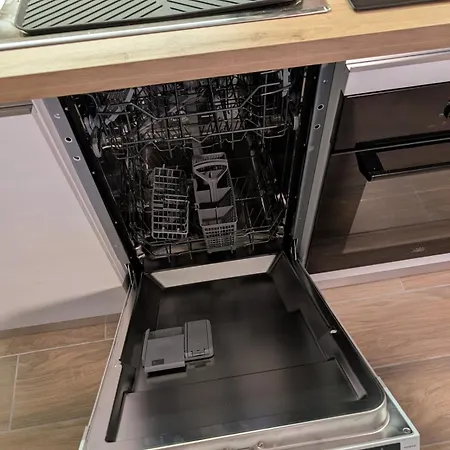 شقة Eleven - 4 Guests نوفارا